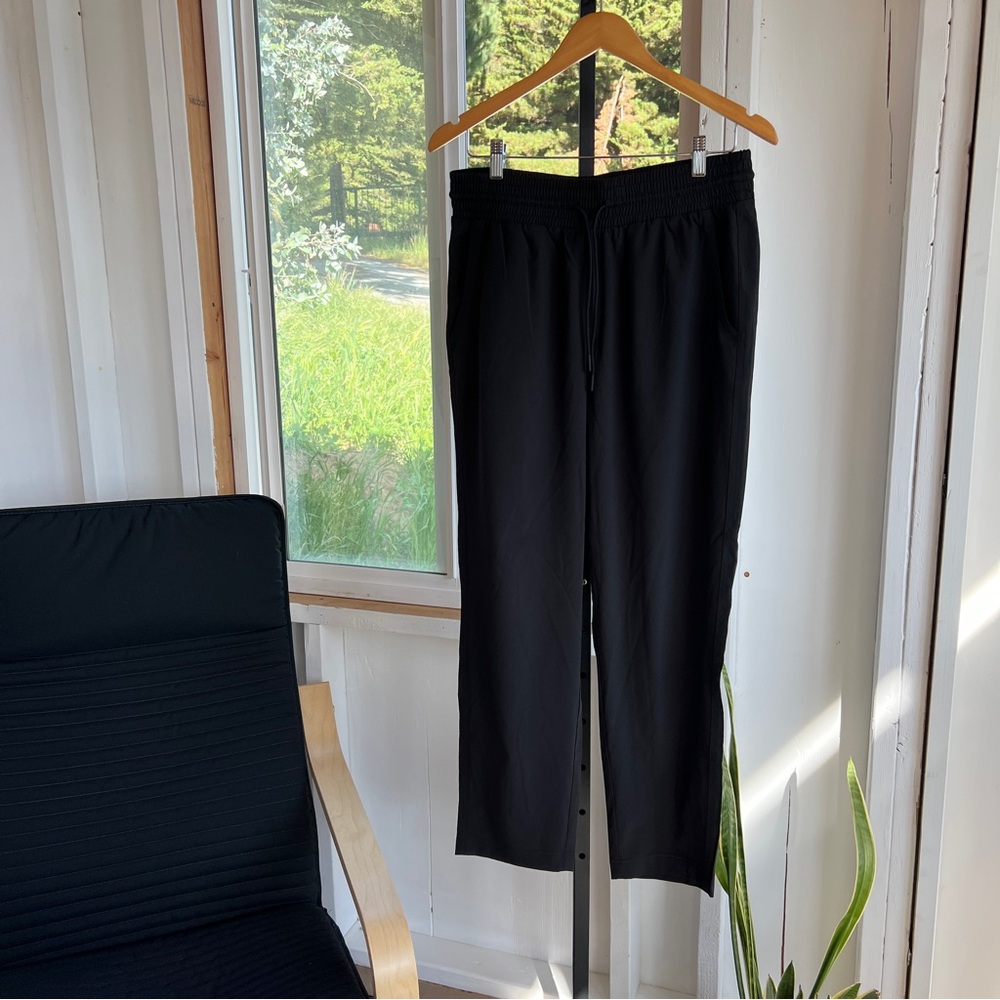 Gap Fit Black Lightweight Running Pants - Medium